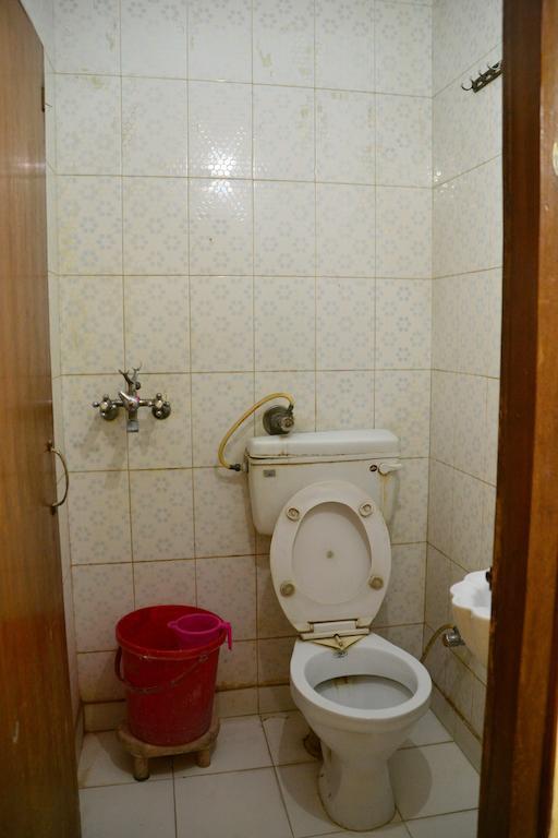 Yes Please Guest House Ню Делхи Стая снимка